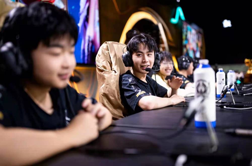 景下的两级 景下的两级