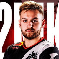 亚中场的包 亚中场的包