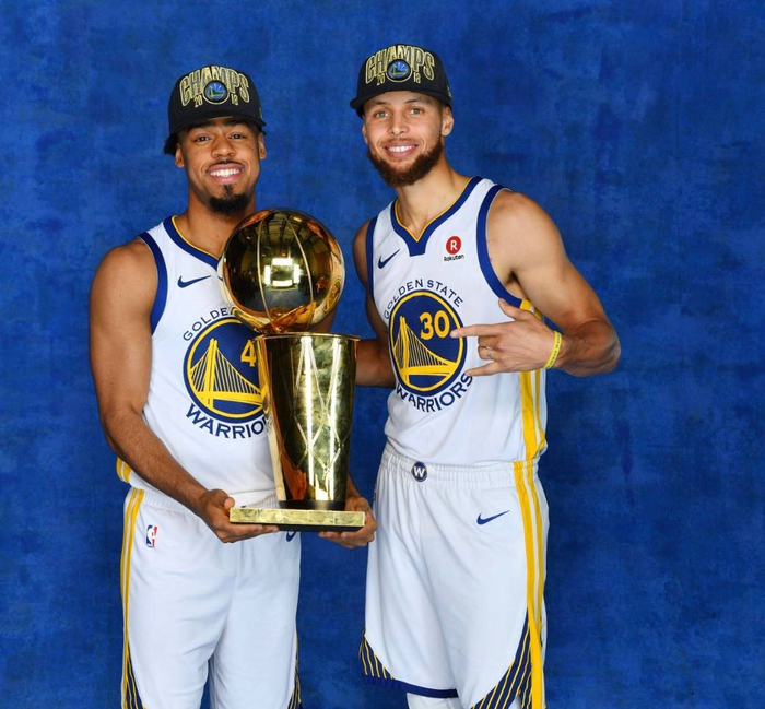 管理层将引 管理层将引